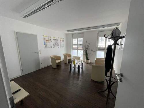 Büroraum 3 (Weitwinkelaufnahme) - 