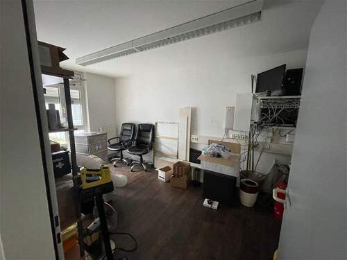 Serverraum (Weitwinkelaufnahme) - 