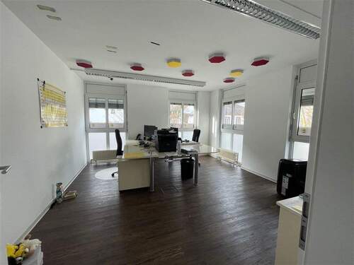 Büroraum 1 (Weitwinkelaufnahme) - 