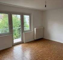 Kessenich! Renovierte 3-Zimmer mit ca. 90 m² Wohnfläche, Duschbad und kleinen Balkon - Bonn