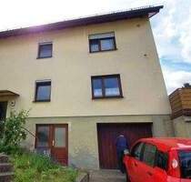 Zweifamilienhaus mit viel Potenzial in bevorzugter Lage von Weikersheim