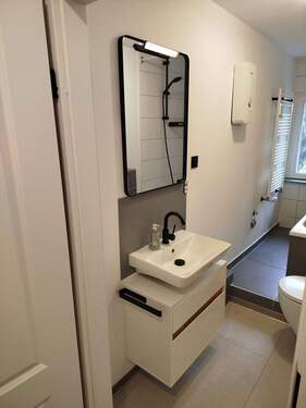 Badezimmer 1 - 1 Zimmer Etagenwohnung zum Kaufen in Hamburg