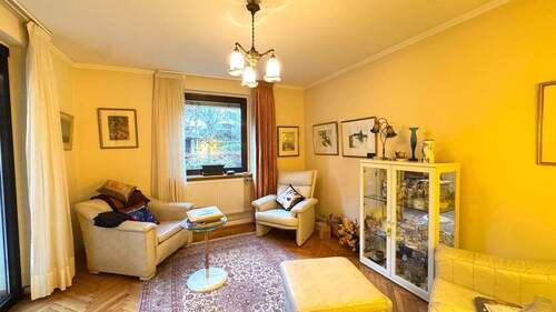 Lesezimmer - 8 Zimmer Einfamilienhaus in Baden-Baden