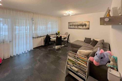 Wohnzimmer - 2 Zimmer Etagenwohnung in Ulm
