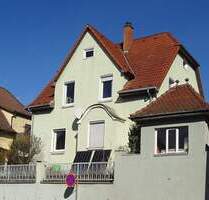 Alleinstehendes Einfamilienhaus für die große Familie Ideales Mehrgenerationenhaus - Esslingen am Neckar (Oberesslingen)