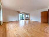 Wohnzimmer EG - 8 Zimmer Einfamilienhaus zum Kaufen in Durbach