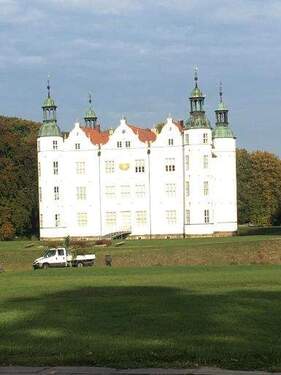 Schloss Ahrensburg - Büro mit 20,00 m&sup2; in Ahrensburg zur Miete