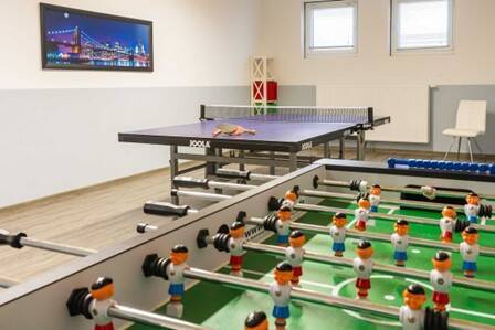 Tischtennis und Tischfussball.jpg - 