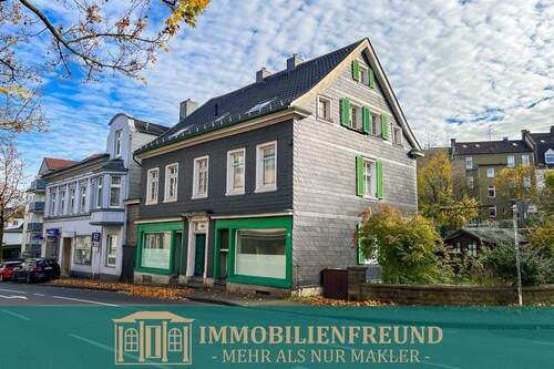 Titelbild - Atemberaubendes Dreifamilienhaus mit Garten, Terrasse und Loggia