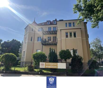 Hausansicht - Liebevoll und modern sanierte Wohnung im Erstbezug! Erker, Fußbodenheizung, Parkett!