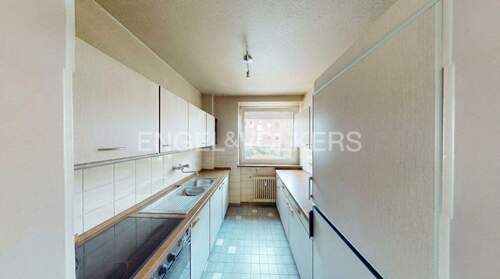 Küche (Einrichtung digital entfernt) - 