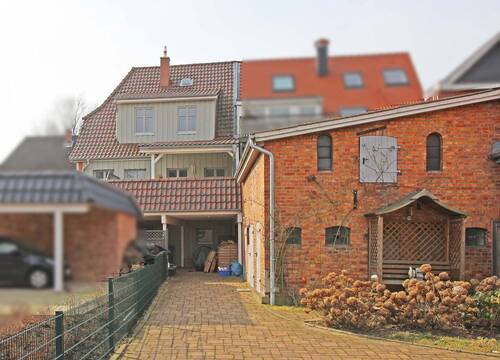 Rückansicht - 5 Zimmer Einfamilienhaus in Bad Segeberg