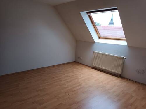 Wohnzimmer - 2 Zimmer Etagenwohnung in Großpösna-Seifertshain