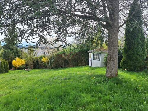 Garten übergehend zu Wiesen - 