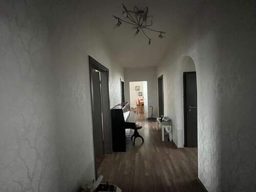 Flur Wohnung Unten - 