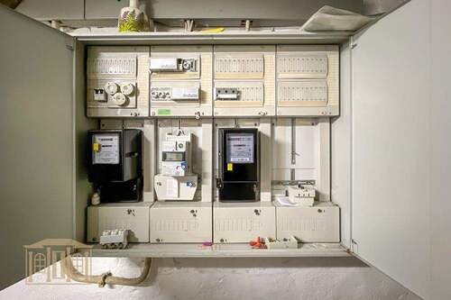 Zählerschrank im Keller - 