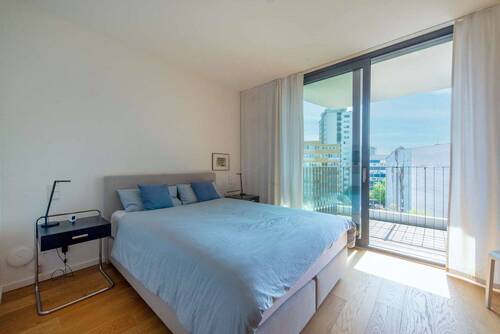 Schlafzimmer mit zweitem Balkon - 