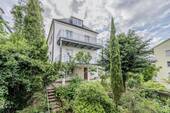 Gartenansicht - 8 Zimmer Einfamilienhaus zum Kaufen in Stuttgart