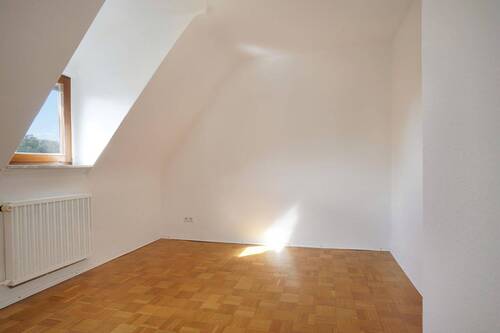 Zimmer 2 OG - 
