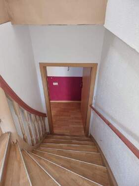 Treppe_zum_Dachgeschoss - 