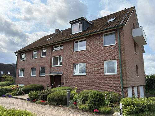 Hausansicht - Sanierte 2 Zi-Wohnung Süderquerweg 18 in 21037 Hamburg - Ein Angebot von IVD-HAUSVERWALTUNG GERD VON DER HEIDE Immobilien GmbH