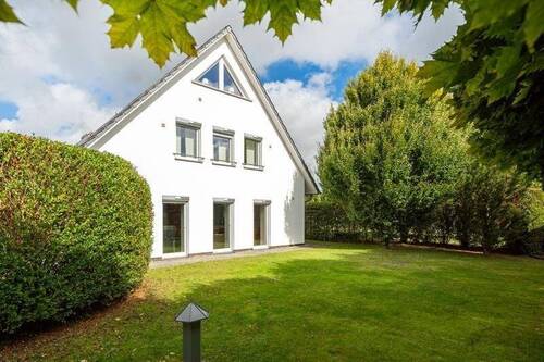 Außen - 4 Zimmer Einfamilienhaus zum Kaufen in Esens