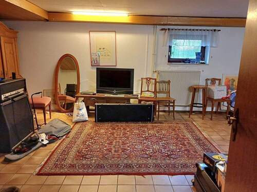 KG Hobbyraum mit Bar - 