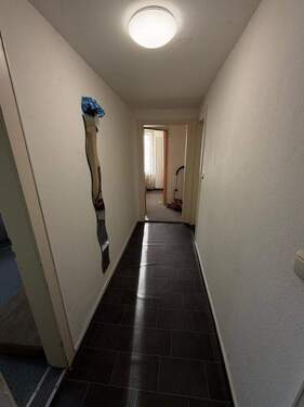 Flur - Etagenwohnung mit 60,00 m&sup2; in Goslar zur Miete