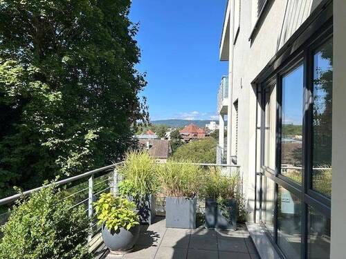 Mega Blick - Modernes Wohnen oberhalb der Taunusstraße!