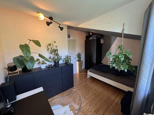 Zimmer - Etagenwohnung mit 83,50 m² in Hamburg / Harburg zur Miete