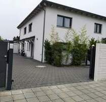 Luxuriöse Doppelhaushälfte in Top-Wohnlage, Nürnberg-Mögeldorf
