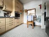 Küche mit Durchreiche - Reihenendhaus mit 97,00 m&sup2; in Hamburg Rahlstedt zum Kaufen