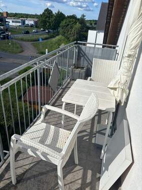 Balkon.JPG - schöne 2-Zimmer Dachgeschosswohnung mit Balkon in Seligenstadt