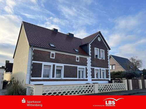 Haus - Wohnen im Grünen, auf dem Bauernhof