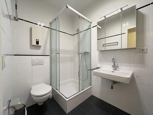 W1 EG Badezimmer - 