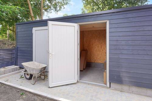 Abstellraum - Carport - 4 Zimmer Etagenwohnung in Buchholz in der Nordheide