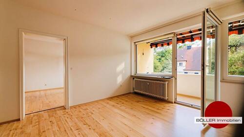 Wohnzimmer - 2 Zimmer Etagenwohnung in Nürnberg