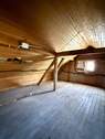 Dachgeschoss mit Ausbaupotential - 