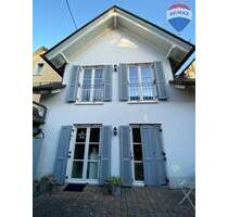 Großzügiges Zweifamilienhaus in Lahn - Nähe - Altendiez