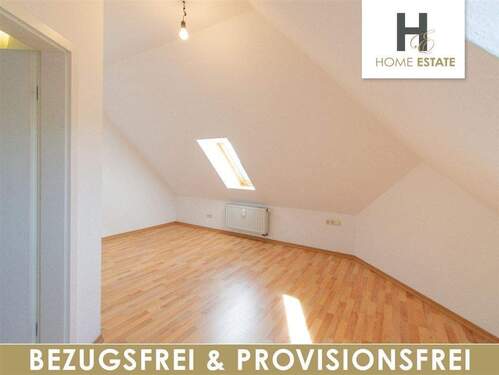 Wohnzimmer - Mitbestimmen statt nur kaufen - Wohnung mit Renovierungsoption; Bezugsfrei; Provisionsfrei