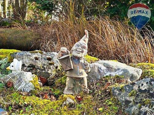 02 Gartenzwerg - 9 Zimmer Mehrfamilienhaus, Wohnhaus zum Kaufen in Runkel