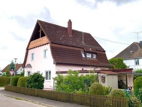 Großer Dachbalkon - 6 Zimmer Einfamilienhaus zum Kaufen in Nellingen