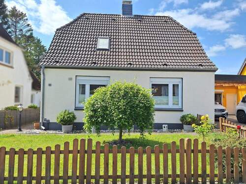 Einfamilienhaus - 3 Zimmer Einfamilienhaus zum Kaufen in Süderbrarup