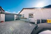 Zufahrt - 