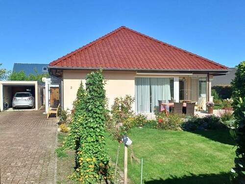Die Auffahrt - 3 Zimmer Bungalow in Rostock