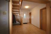 Flur - Einfamilienhaus mit 130,00 m&sup2; in Berlin zum Kaufen
