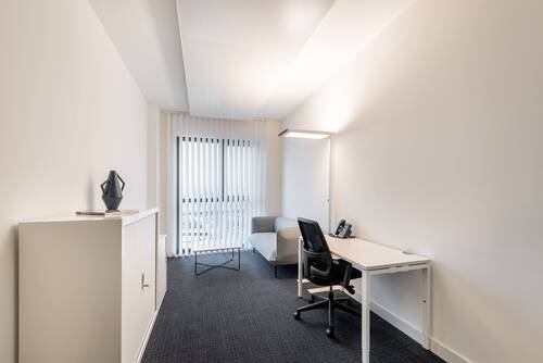 1 - Buchen Sie Büroräume in Regus Augsburg Hauptbahnhof für 1 Person bei denen Sie sich um nichts mehr kümmern müssen