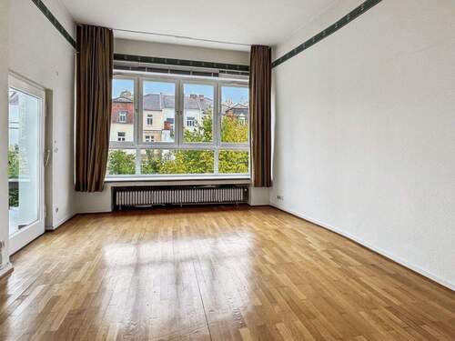 Wohnbereich mit Zugang zuur Terrasse - Etagenwohnung mit 118,00 m&sup2; in Bonn zum Kaufen