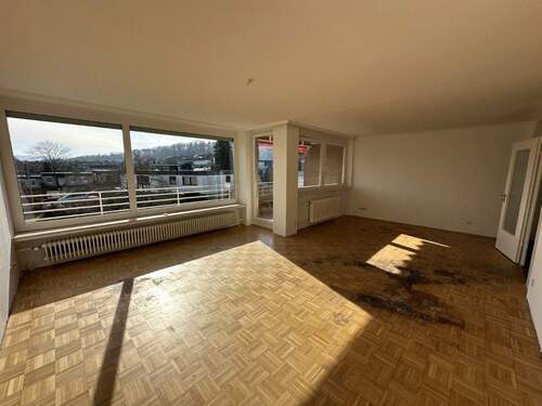 Wohnzimmer - 2 Zimmer Etagenwohnung in Hildesheim