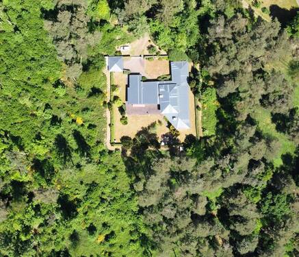 Ansicht von oben - Bungalow mit 244,00 m² in Kirkel zum Kaufen